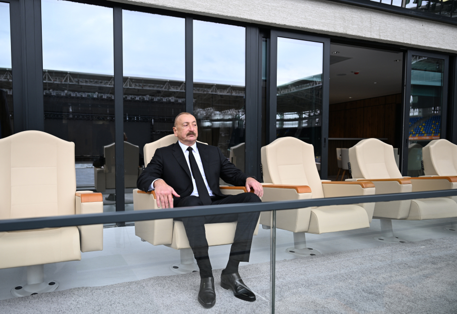 Prezident İlham Əliyev Gəncə şəhər stadionunun açılışında iştirak edib