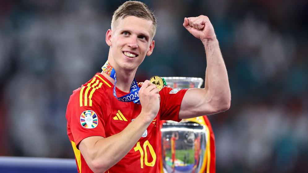 Dani Olmo millinin düşərgəsini tərk etdi&nbsp;