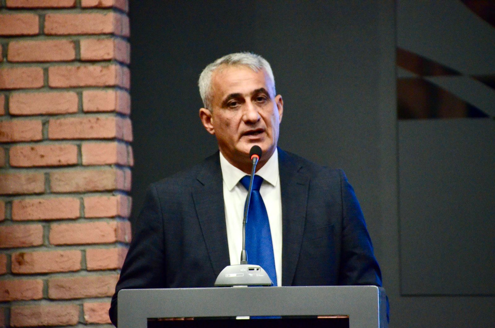 &ldquo;Təhlükəsiz idman - hamı üçün&rdquo; mövzusunda keçirilən kurs iştirakçılarına sertifikatlar təqdim edilib&nbsp;