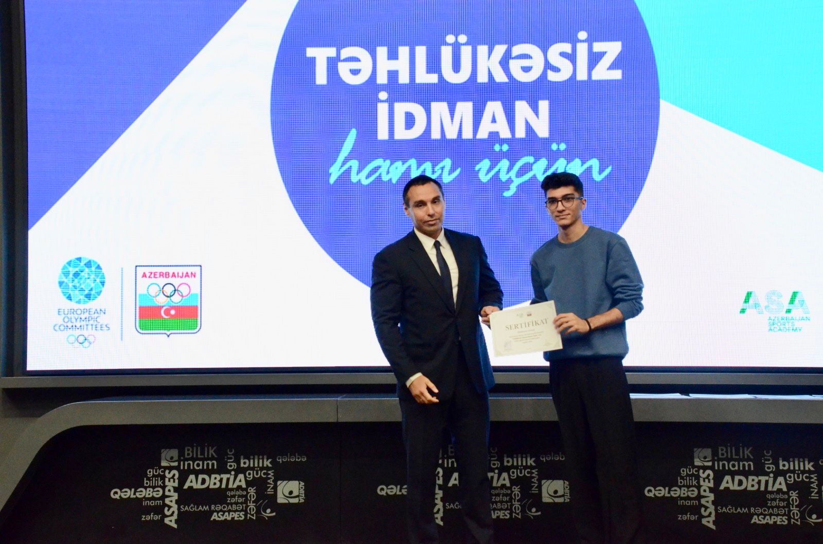 &ldquo;Təhlükəsiz idman - hamı üçün&rdquo; mövzusunda keçirilən kurs iştirakçılarına sertifikatlar təqdim edilib&nbsp;