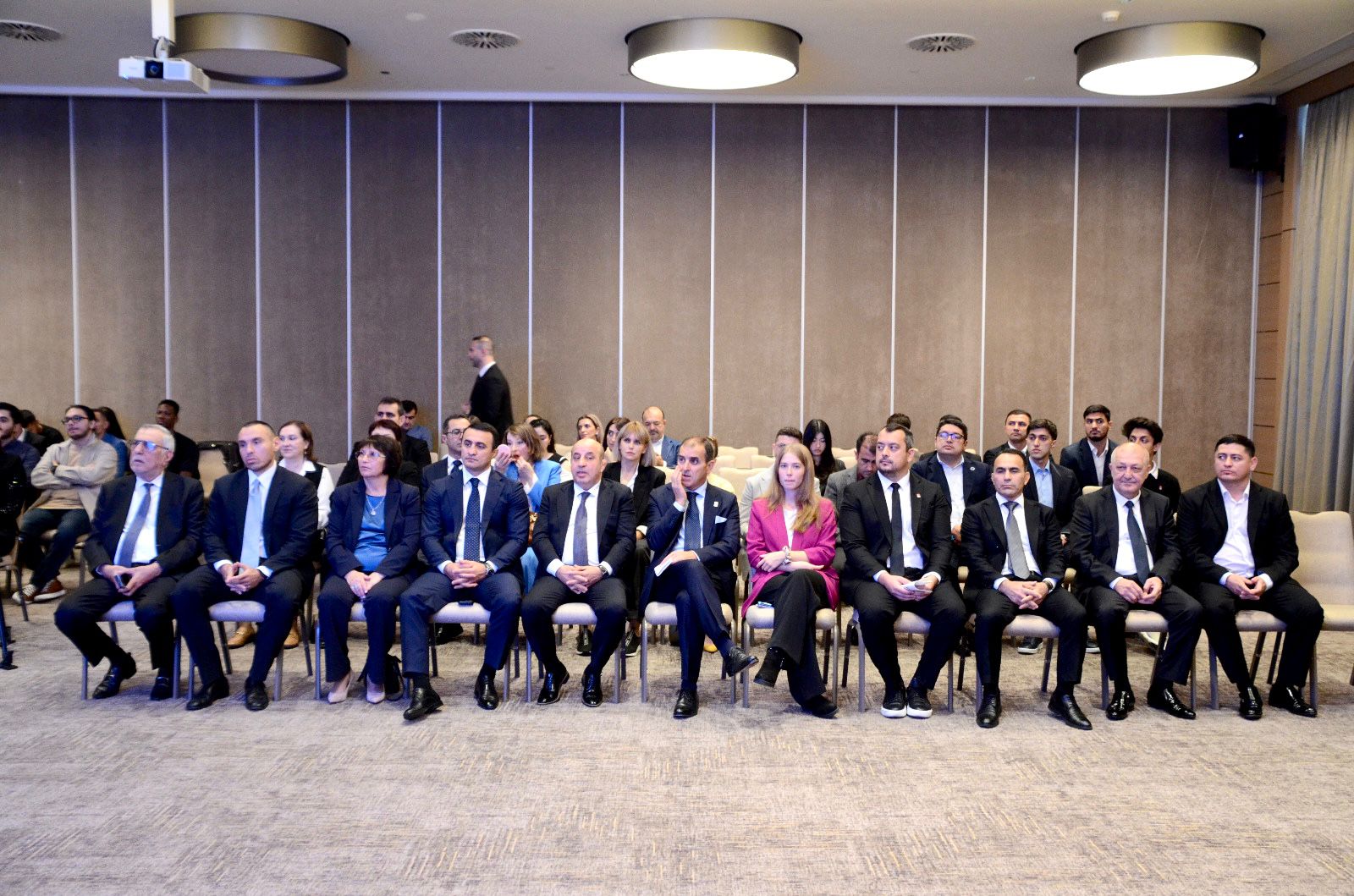 “Bakı 2015 - Süni İntellekt və İdmanda İnnovasiya” müsabiqəsinin qaliblərinin mükafatlandırma mərasimi keçirilib