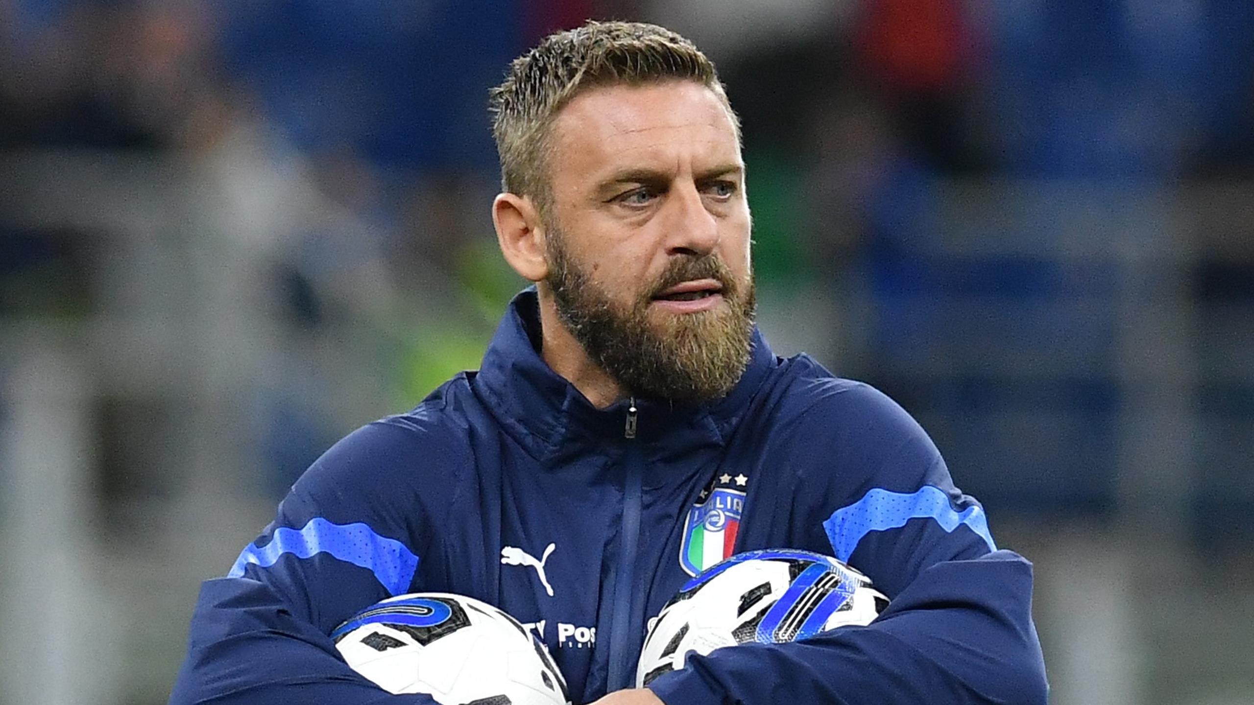 De Rossi &quot;Cenoa&quot; klubunun baş məşqçisi ola bilər
