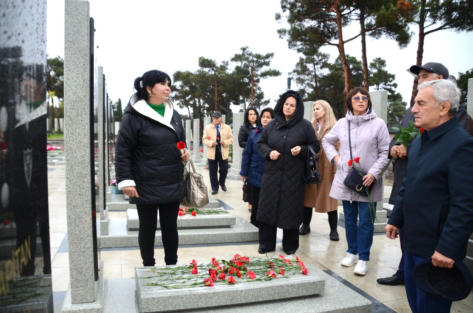 İdman Veteranları II Fəxri Xiyabanı ziyarət ediblər