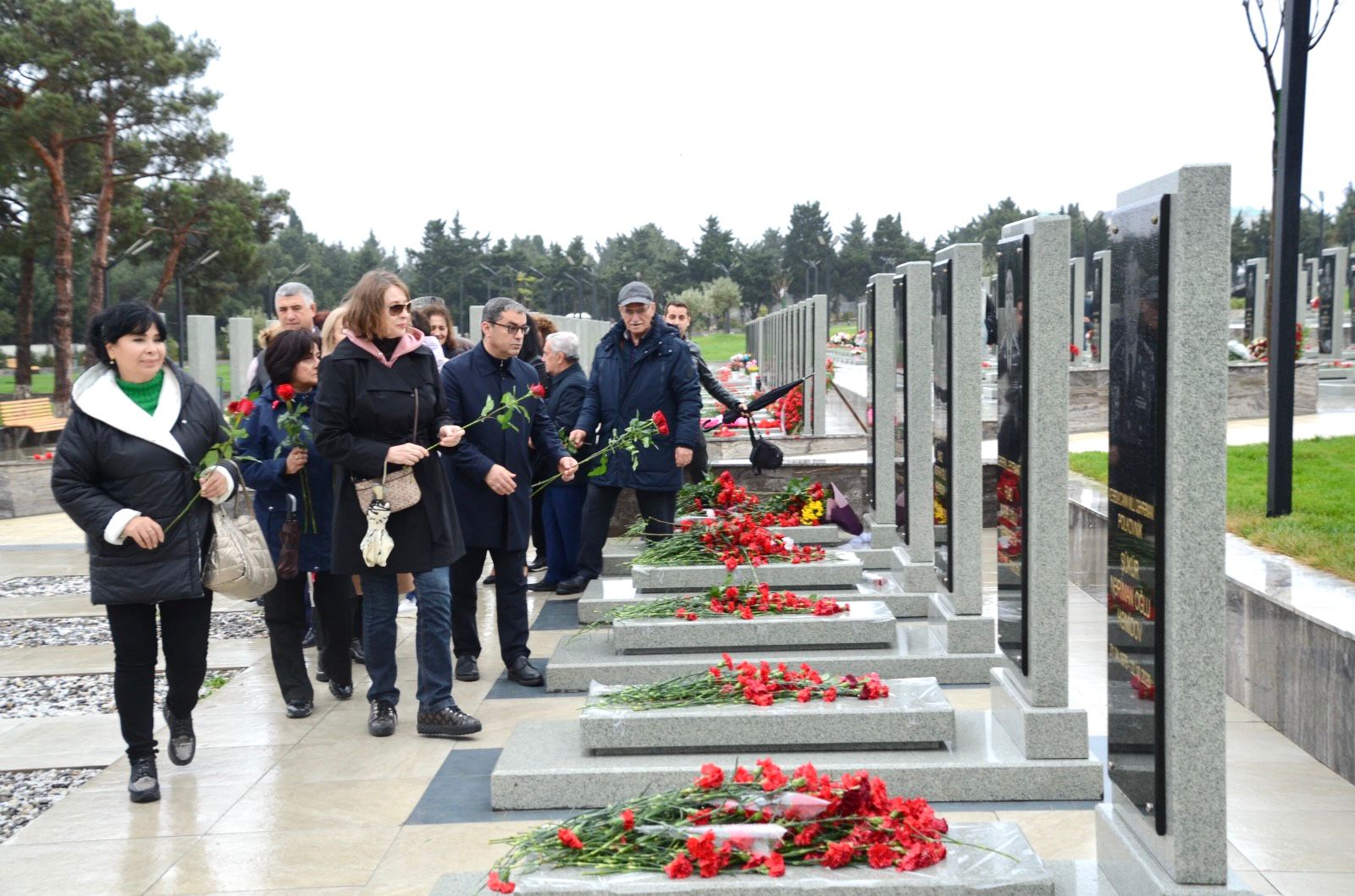 İdman Veteranları II Fəxri Xiyabanı ziyarət ediblər