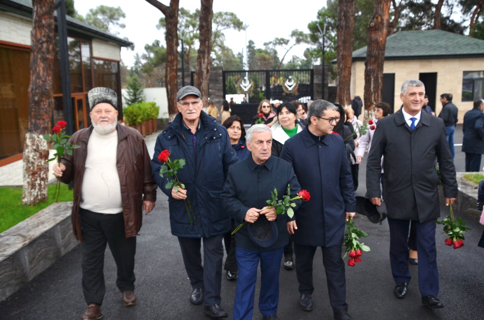 İdman Veteranları II Fəxri Xiyabanı ziyarət ediblər