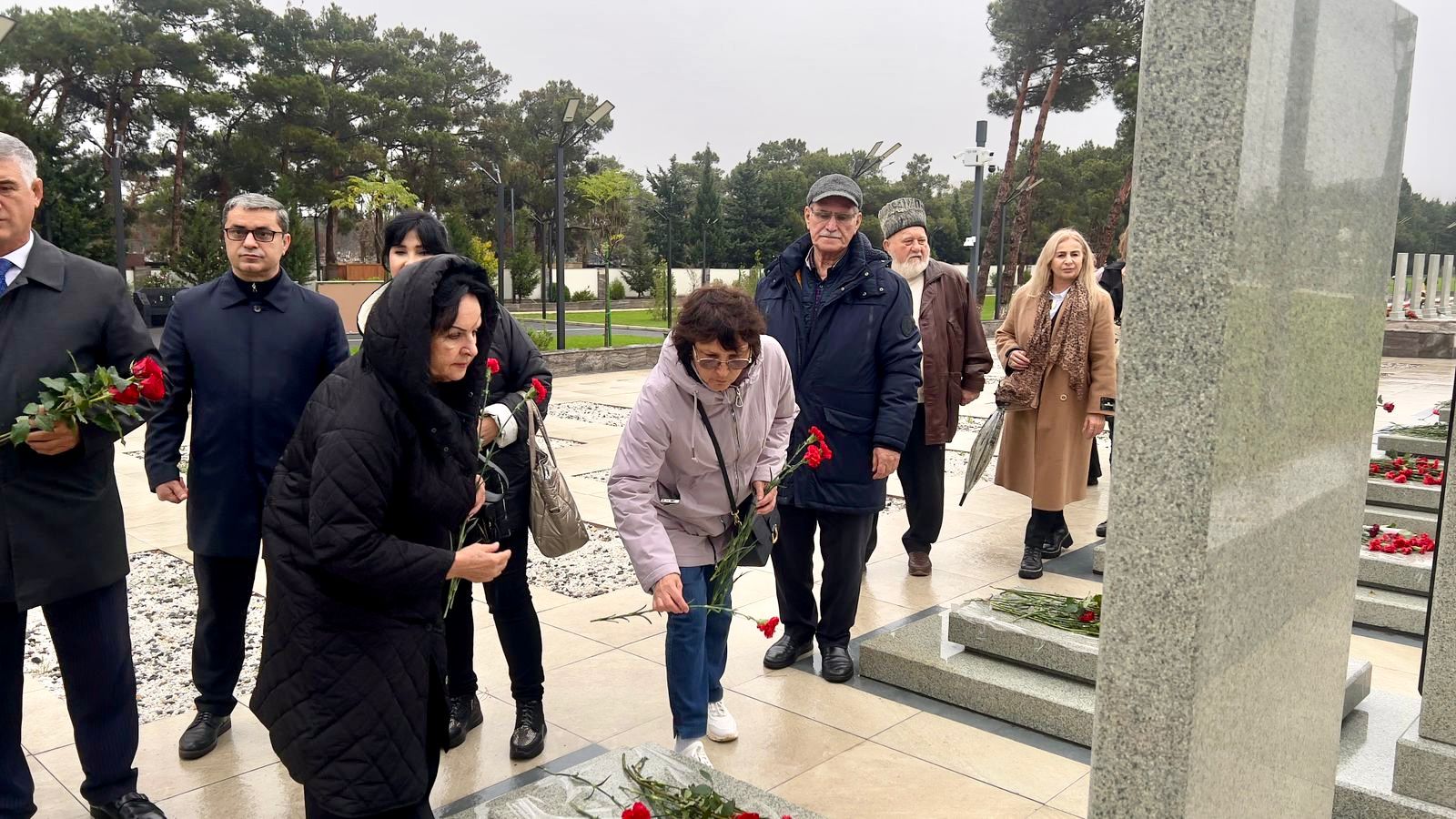 İdman Veteranları II Fəxri Xiyabanı ziyarət ediblər