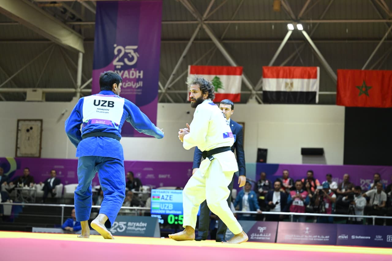 Azərbaycan komandası VI İslam Həmrəyliyi Oyunlarında ilk qızıl medalını qazandı