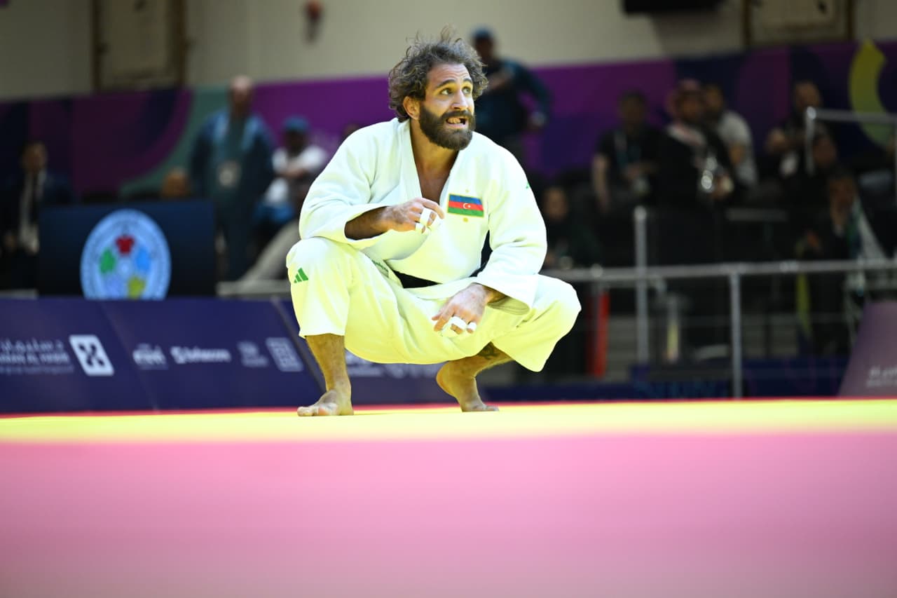 Azərbaycan komandası VI İslam Həmrəyliyi Oyunlarında ilk qızıl medalını qazandı