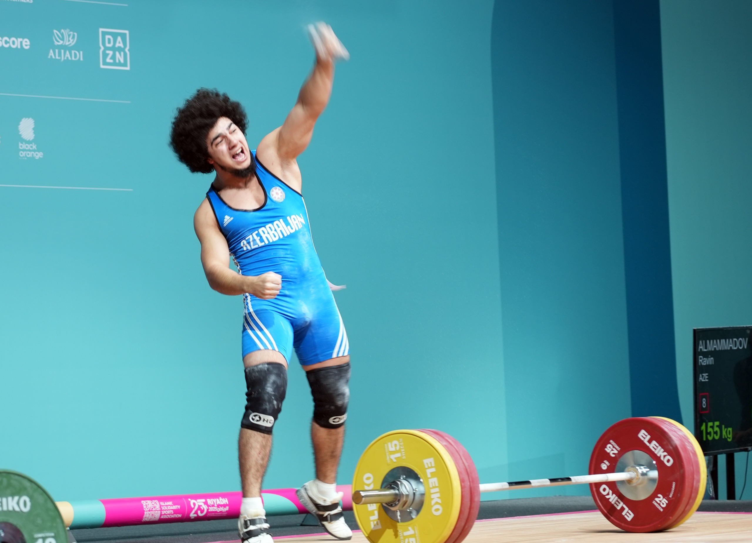 Ər-Riyad-2025: Ağırlıqqaldıranımız&nbsp;gümüş medala sahib çıxdı