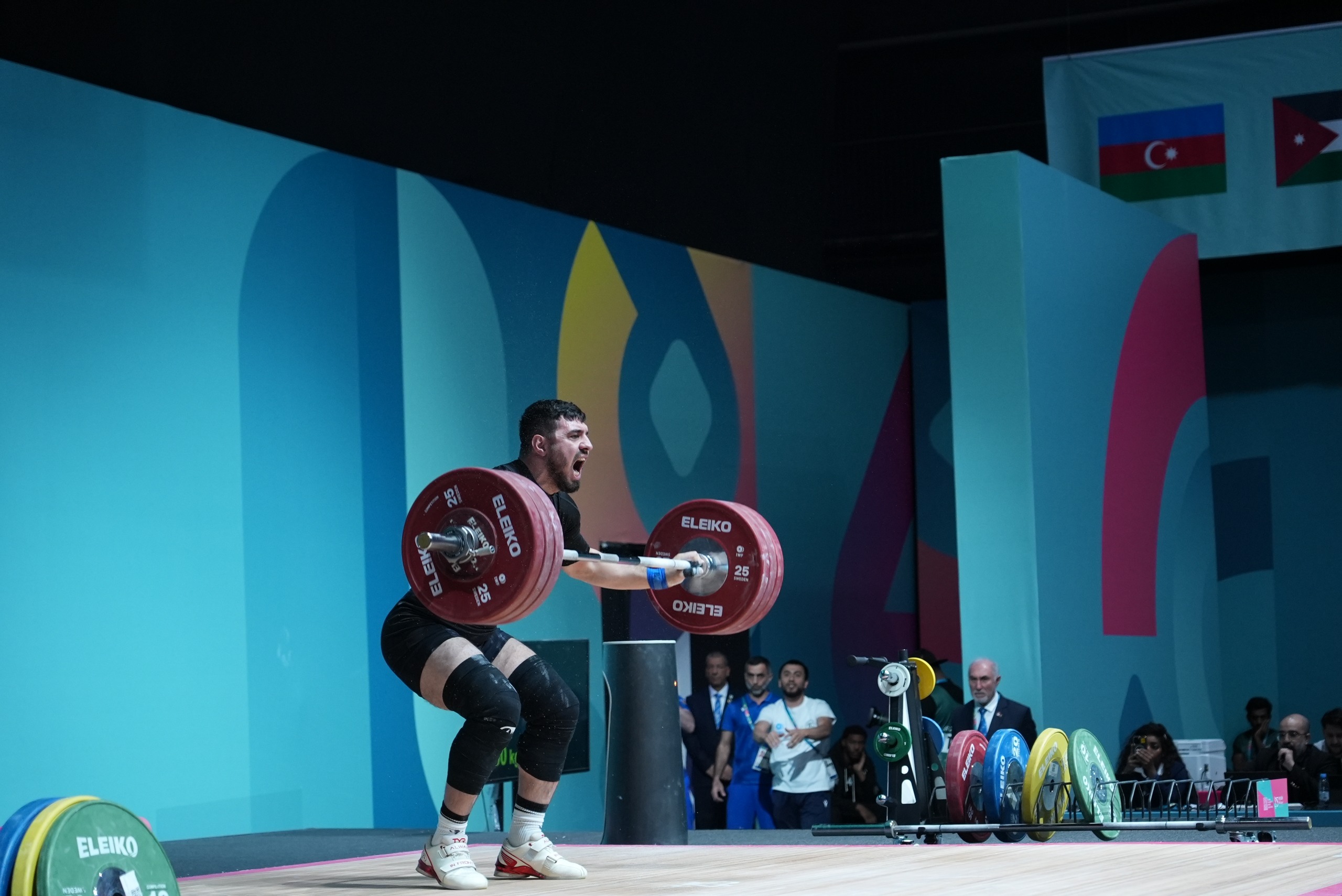 Ağırlıqqaldıranımız İslamiadada gümüş medal qazandı&nbsp;