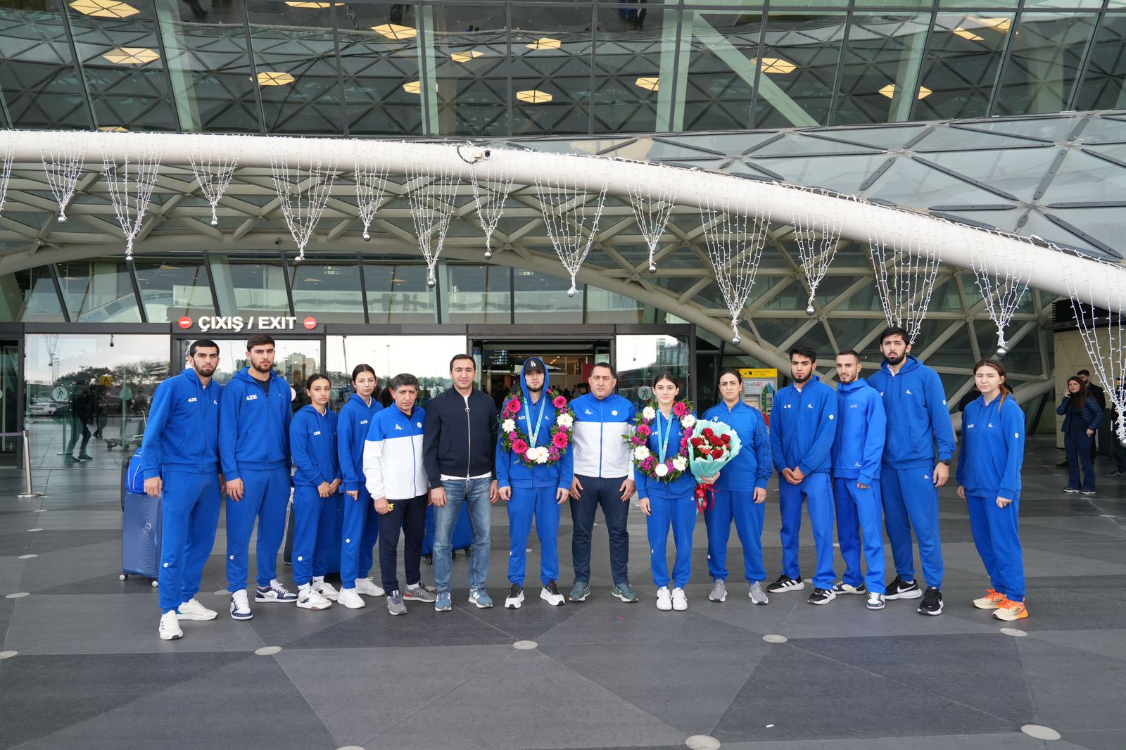 İslamiadada uğurla çıxış edən taekvondoçularımız Vətənə qayıdıblar