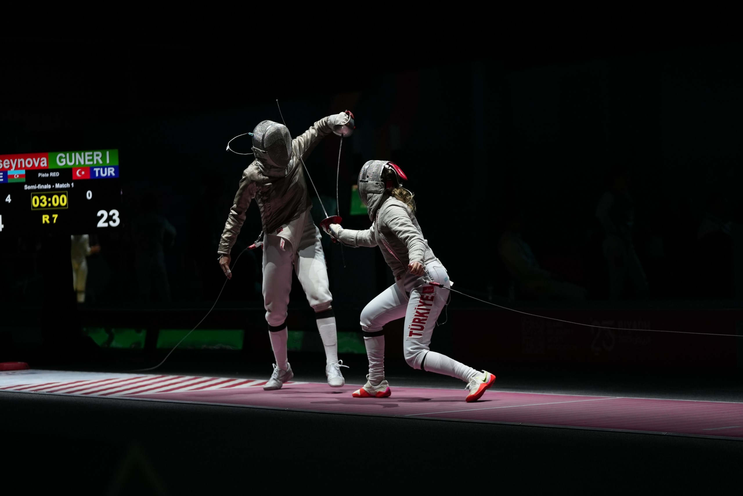 Ər-Riyad-2025: Qılıncoynadanlarımız finala vəsiqə qazanıb