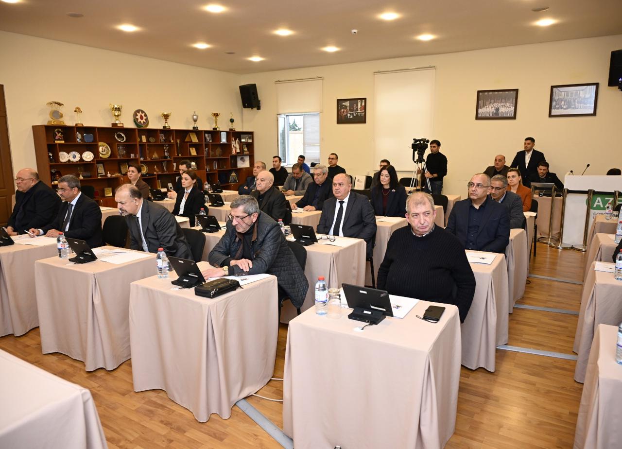 Balakişi Qasımov&nbsp;yenidən Azərbaycan Qılıncoynatma Federasiyasının prezidenti seçilib