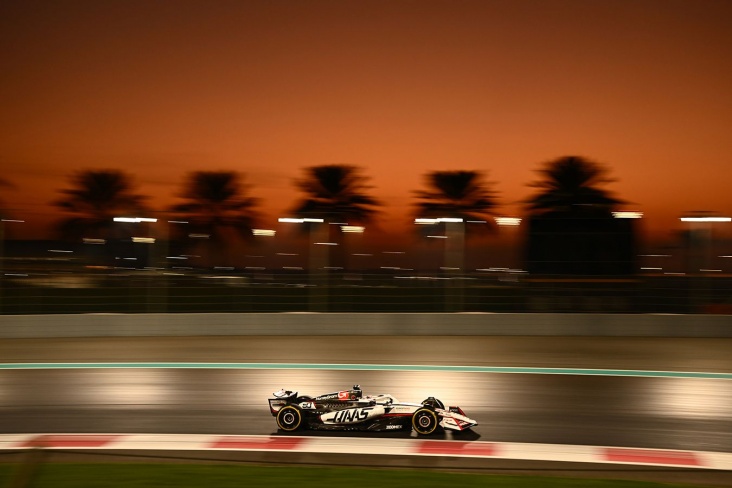 &quot;Pirelli&quot; yeni mövsümün təkərlərini nümayiş etdirib - FOTO