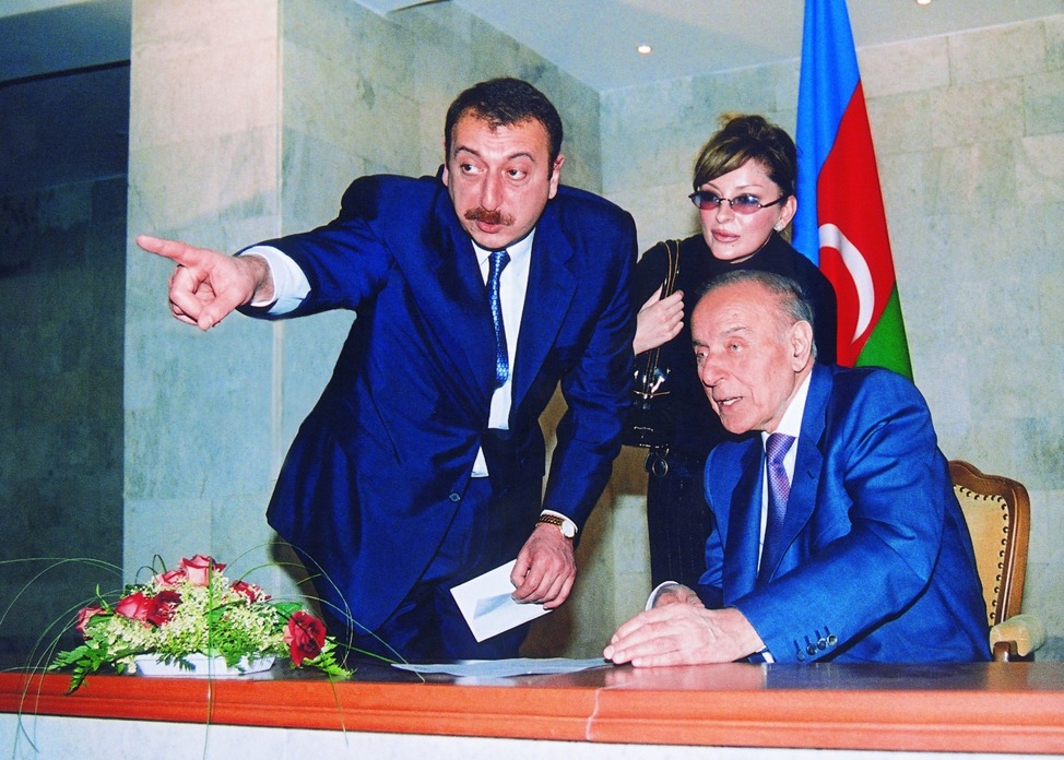 12 dekabr&nbsp;Ümummilli Lider Heydər Əliyevin anım günüdür