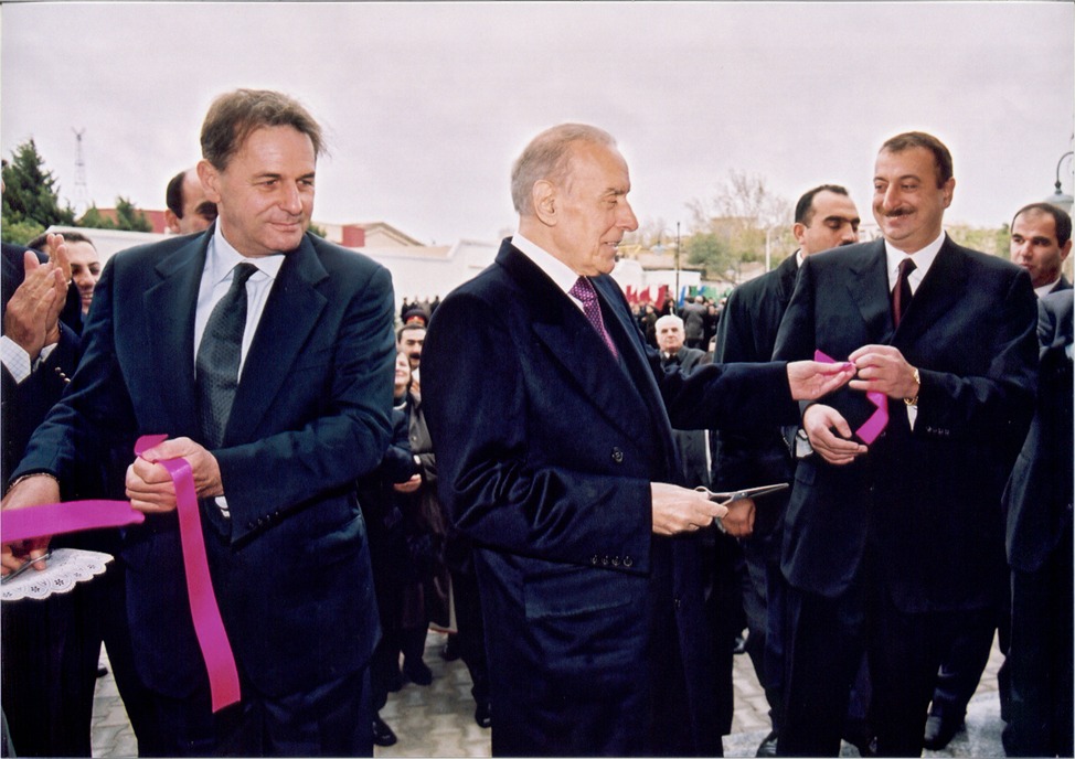 12 dekabr&nbsp;Ümummilli Lider Heydər Əliyevin anım günüdür