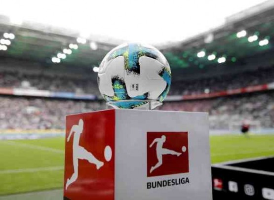 Bundesliqa: "Volsburq" Münhenqladbax səfərindən qələbə ilə qayıdır