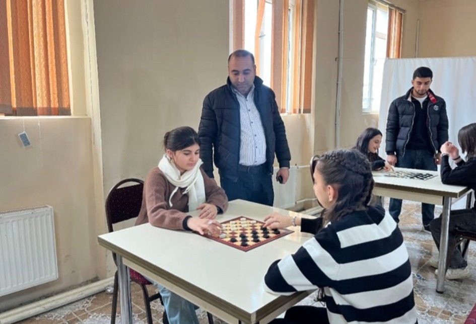 Astarada tələbələr arasında dama yarışı keçirilib