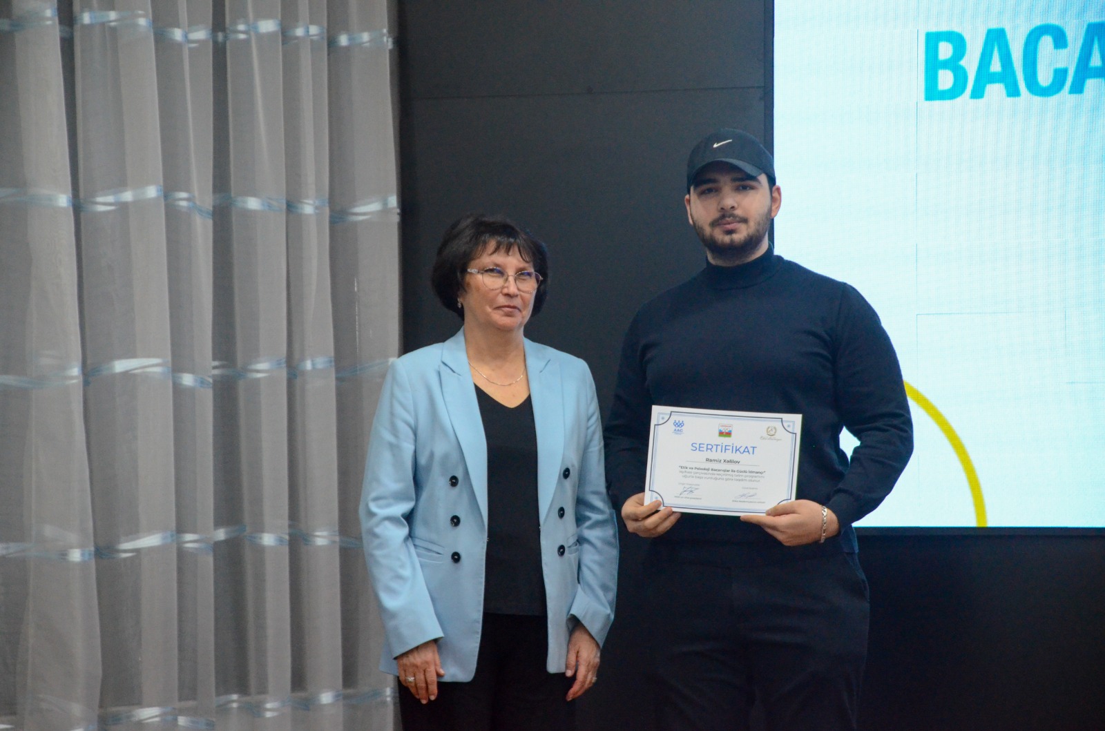 MOK-da &ldquo;Etik və psixoloji bacarıqlara güclü idmançı&rdquo; layihəsinin təltifetmə mərasimi keçirilib