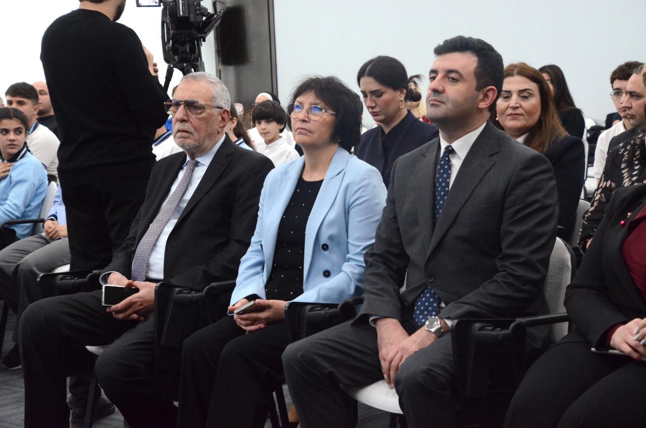 İdman sahəsində uğur qazanan məktəblilər Milli Olimpiya Komitəsində təltif olundu