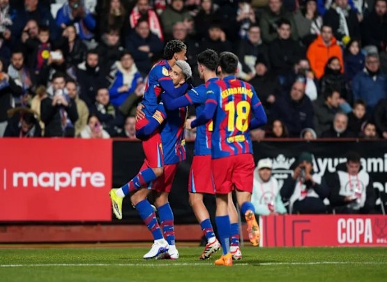 "Barselona"&nbsp;İspaniya Kubokunun yarımfinalında