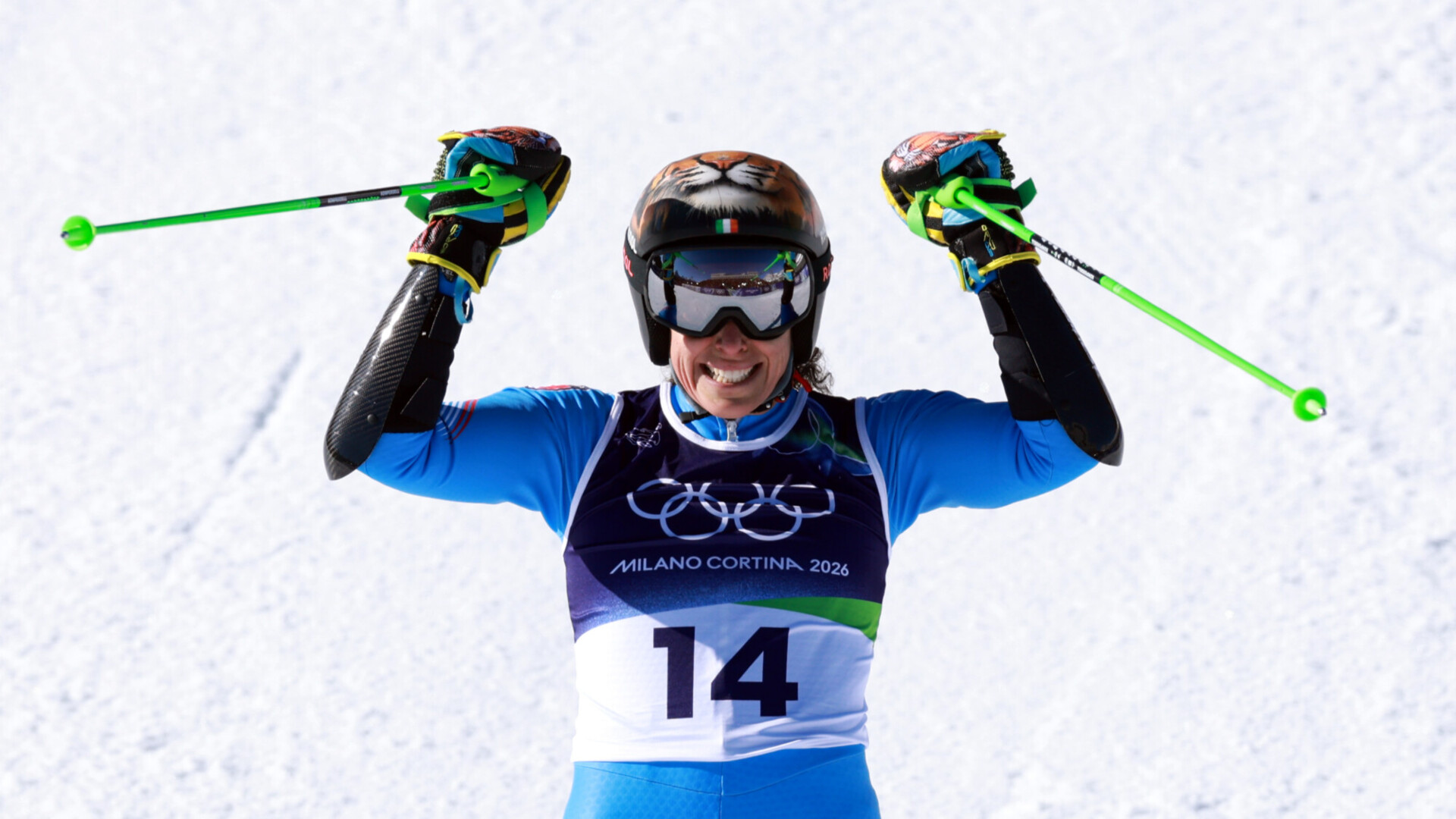 Əvvəlki medallarını ölkəsində iki qızıl medala çevirdi