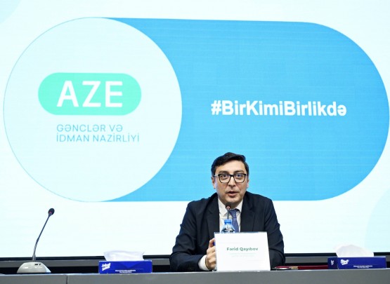 Fərid Qayıbov beynəlxalq yarışlarda yüksək nəticələr əldə etmiş idmançılarla görüşüb