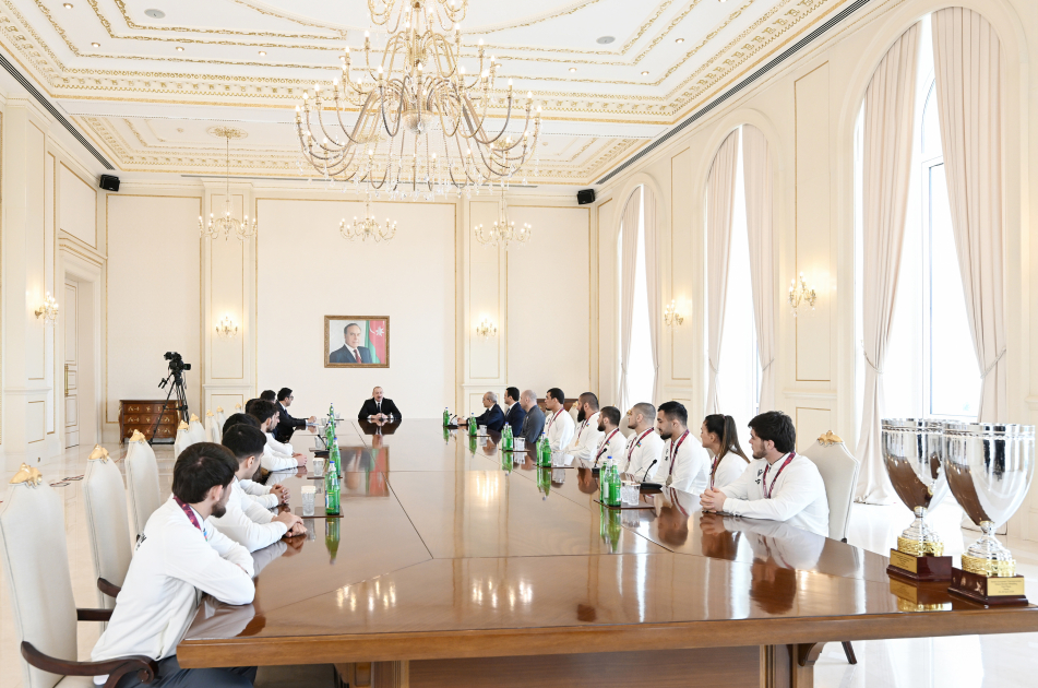 Prezident İlham Əliyev Avropa çempionatında komanda hesabında çempion olan güləşçiləri qəbul edib&nbsp;