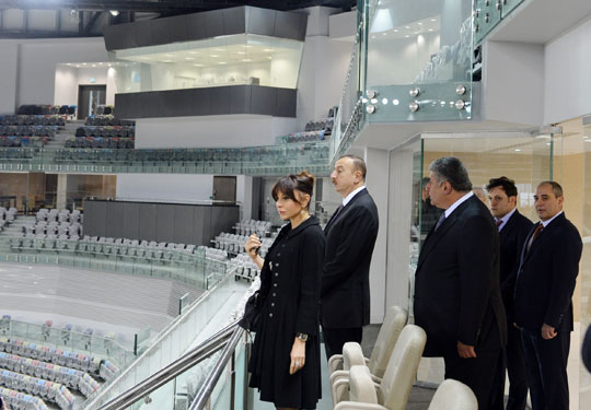 Azərbaycan Prezidenti İlham Əliyev Bakıda Milli Gimnastika Arenasında tikinti işlərinin gedişi ilə tanış olmuşdur
