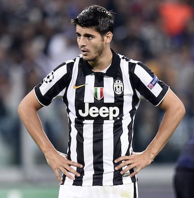 5 matçda qol vuran ilk ispaniyalı futbolçu kimdir?