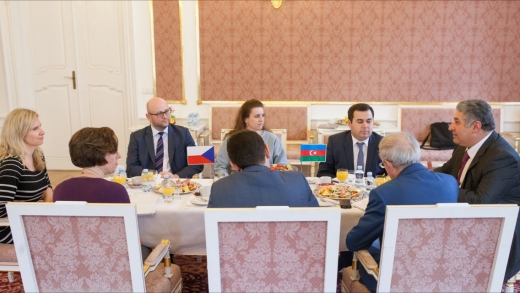 Azad Rəhimov Çexiyanın Təhsil, Gənclər və Idman naziri ilə görüşüb