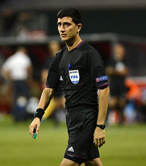 Əliyar Ağayevin Avropa Liqasının qrup mərhələsində ilk oyunu - VİDEO