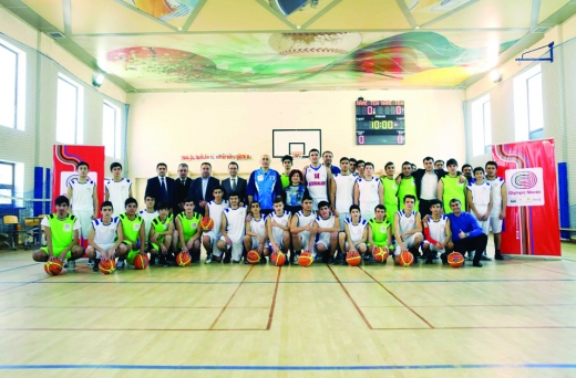 Finala gedən yol təlim-məşqlərdən keçir