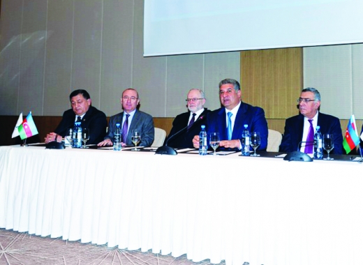 Azərbaycanda paralimpiya hərəkatının inkişafında xidmətləri olan şəxslər mükafatlandırılıblar