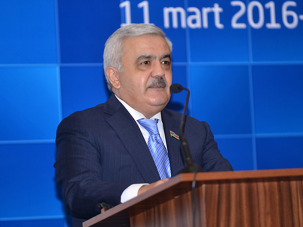 ​Rövnəq Abdullayev yenidən AFFA-nın prezidenti seçilib