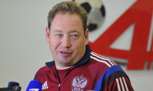 Rusiya yığmasının baş məşqçisi istefa verdi