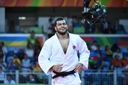 Elmar Qasımov Rio-2016-da gümüş medal qazandı