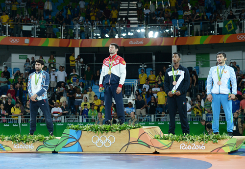 Olimpiya çempionumuz olimpiadanı gümüş medalla başa vurdu - FOTOLAR