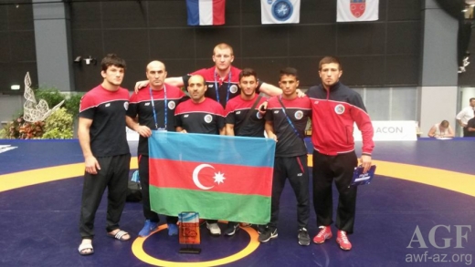 Gənc güləşçilərimiz Fransadan 8 medalla qayıdıblar
