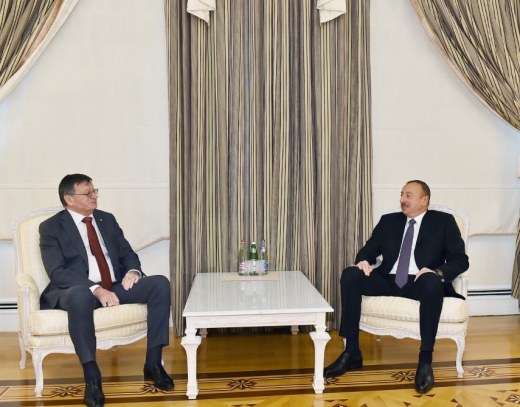 Azərbaycan Prezidenti İlham Əliyev Avropa Voleybol Konfederasiyasının prezidentini qəbul edib