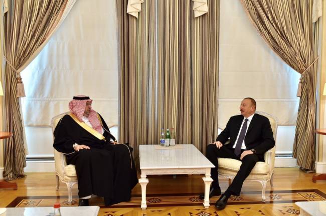 Azərbaycan Prezidenti İlham Əliyev İslam Həmrəyliyi İdman Federasiyasının prezidentini qəbul edib