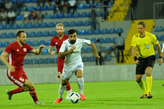 Paytaxt təmsilçisindən çətin qələbə