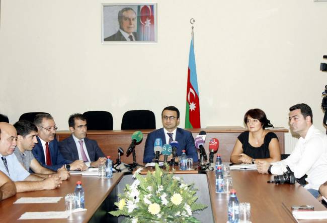 Gənclər və İdman Nazirliyində mətbuat konfransı keçirilib