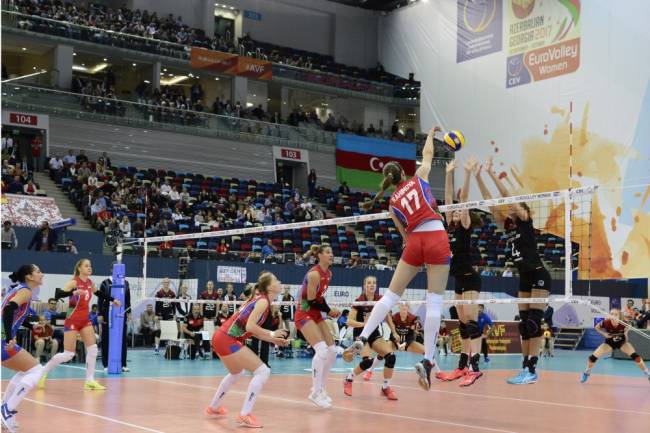 Voleybolçularımız Avropa çempionatının yarımfinalında
