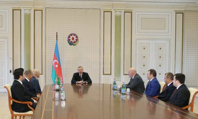 Prezident İlham Əliyev şahmat üzrə Avropa komanda çempionatının qaliblərindən ibarət nümayəndə heyətini qəbul edib