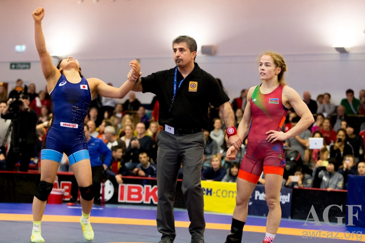 Mariya Stadnik Klippanda gümüş medal qazanıb