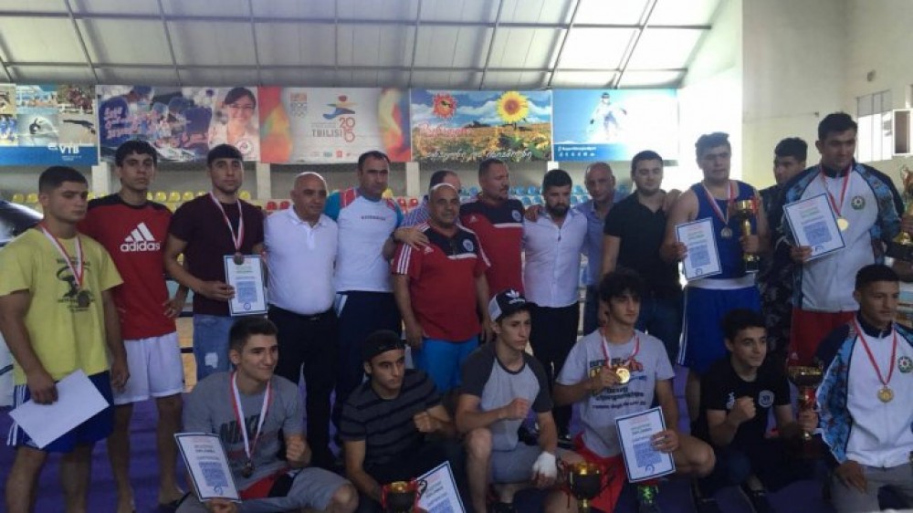 Erməniləri də məğlub edən boksçularımız  birinci oldu 