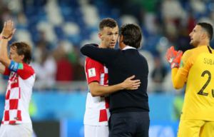 Xorvatiya liderliyini qorudu – video