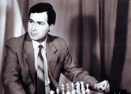İDMAN RUHLU ADAM