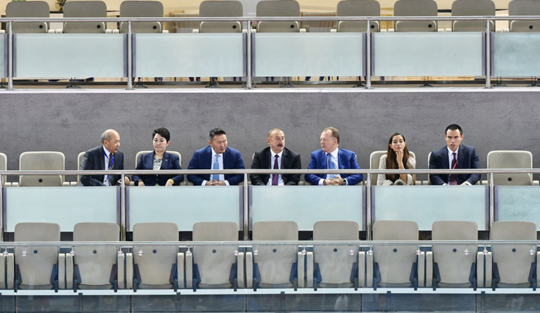 Prezident İlham Əliyev final görüşünə baxıb